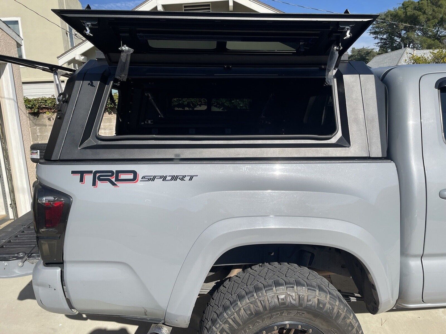 Metal Camper Shell For 2016+ Toyota Tacoma