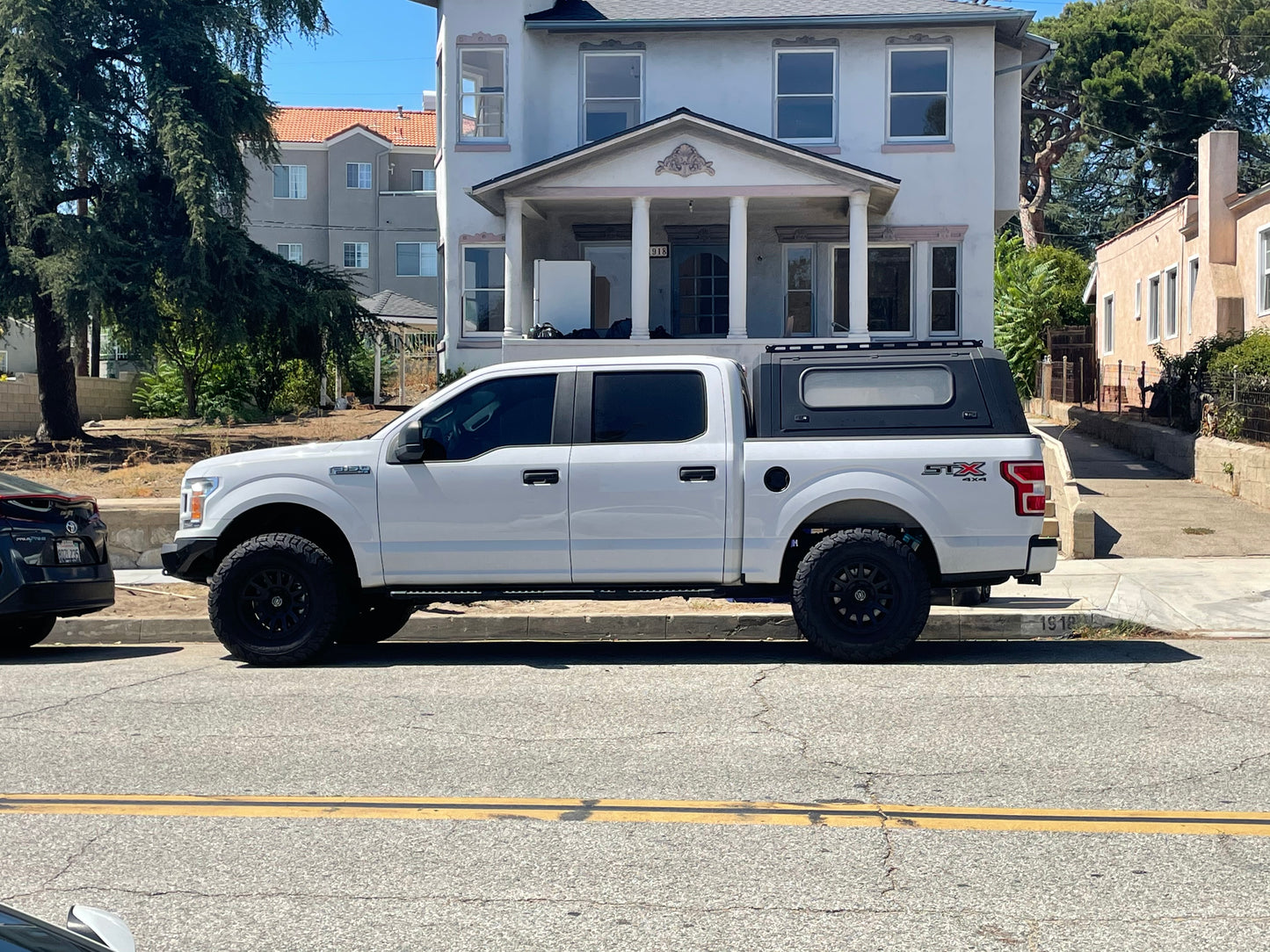 Metal Camper Shell For 2015+ Ford F150