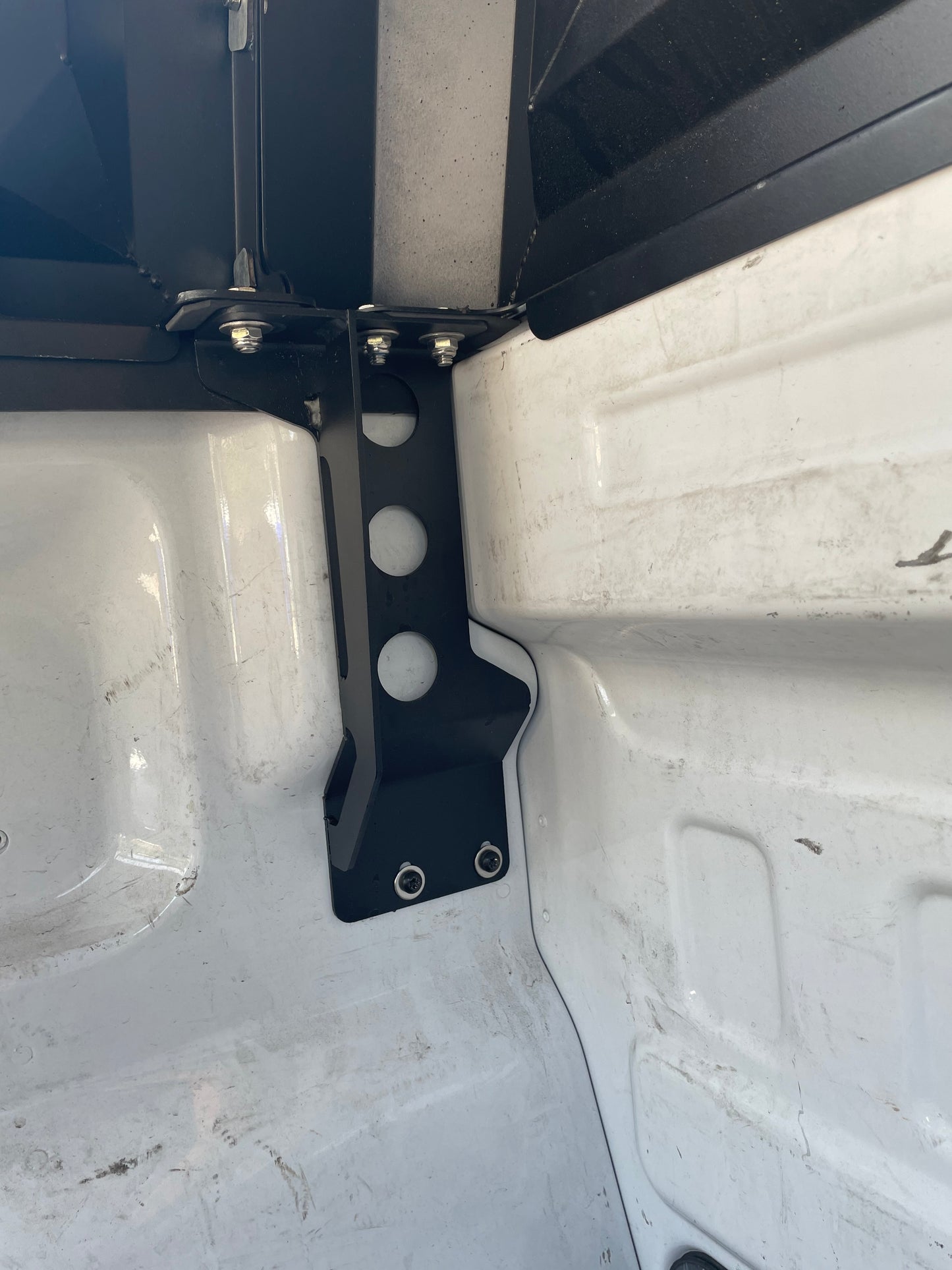 Metal Camper Shell For 2015+ Ford F150